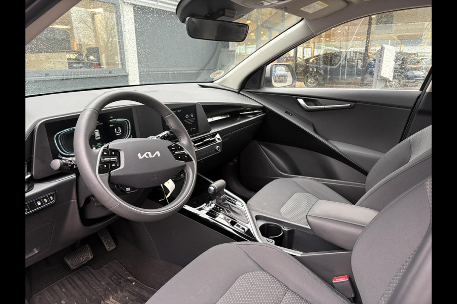 Kia Niro 1.6 GDi PHEV DynamicLine PHEV | Stoelverwarming | Camera | Adaptive cruise control | All season banden
