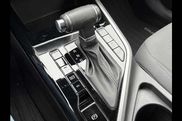 Kia Niro 1.6 GDi PHEV DynamicLine PHEV | Stoelverwarming | Camera | Adaptive cruise control | All season banden