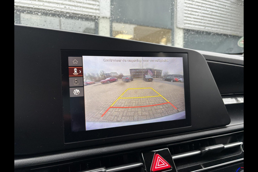 Kia Niro 1.6 GDi PHEV DynamicLine PHEV | Stoelverwarming | Camera | Adaptive cruise control | All season banden