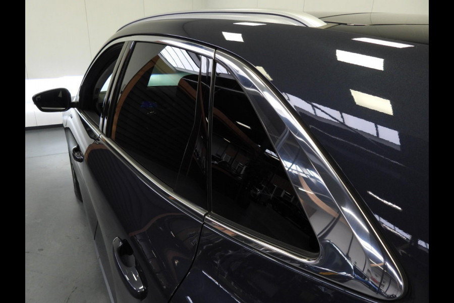 Ford Kuga 2.5 PHEV Plug-In Vignale SCHUIFDAK/NAVI/LEER/LED/B&O/18"LMV!