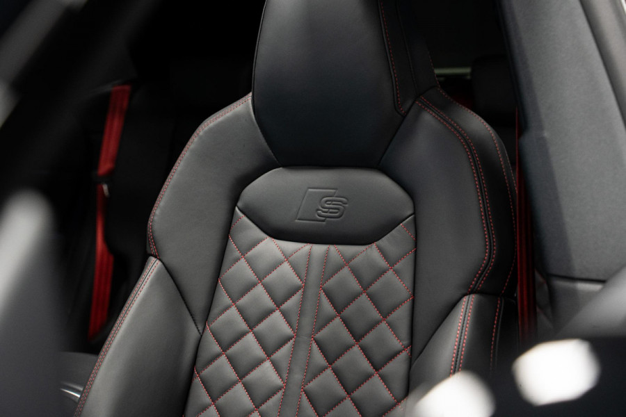 Audi Q8 55 TFSI e quattro Pro Line S *Bang & Olufsen / AWD-Besturing / Panorama / Carbon Interieur / Surround View / Matrix LED / Memory*