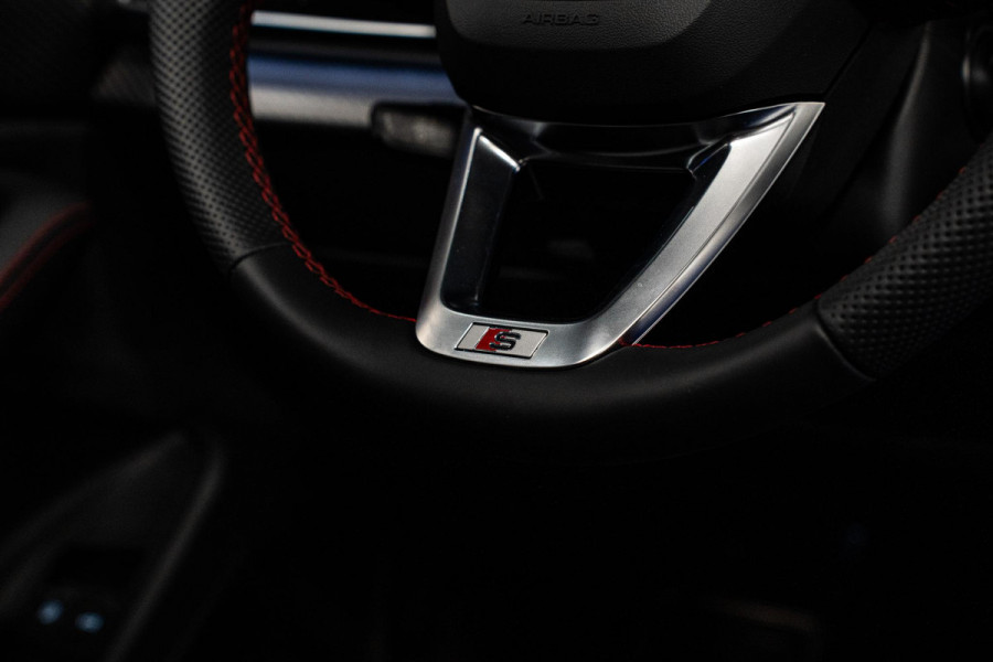 Audi Q8 55 TFSI e quattro Pro Line S *Bang & Olufsen / AWD-Besturing / Panorama / Carbon Interieur / Surround View / Matrix LED / Memory*