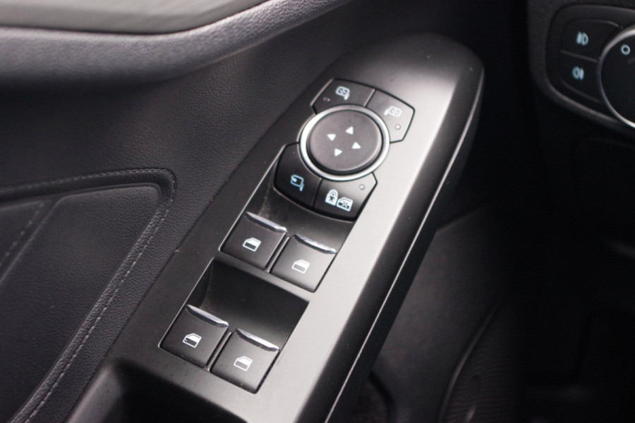 Ford FOCUS Wagon 1.0 EcoBoost 126 PK Titanium BNS, Adap. Cruise Control, Stuur- & Stoelverwarming, Camera