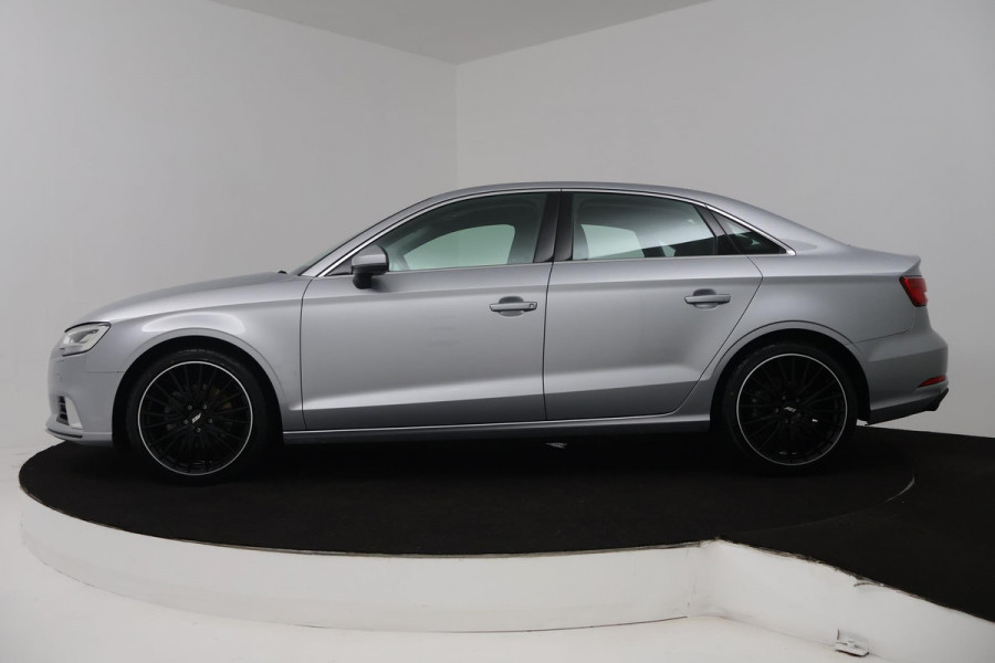 Audi A3 Limousine 1.5 TFSI CoD Sport Lease Edition (AUTOMAAT, CRUISE CONTROL, NAVIGATIE, LEER, PARKEERSENSOREN)