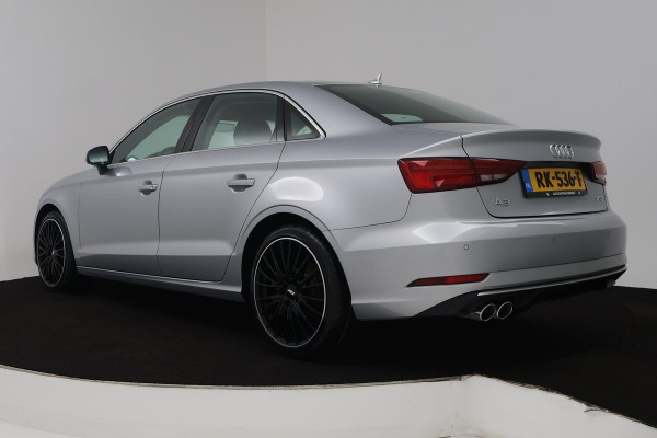 Audi A3 Limousine 1.5 TFSI CoD Sport Lease Edition (AUTOMAAT, CRUISE CONTROL, NAVIGATIE, LEER, PARKEERSENSOREN)