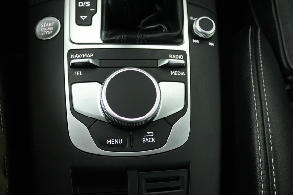 Audi A3 Limousine 1.5 TFSI CoD Sport Lease Edition (AUTOMAAT, CRUISE CONTROL, NAVIGATIE, LEER, PARKEERSENSOREN)