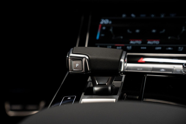 Audi Q8 60 TFSI e quattro Pro Line S Competition *Nardo Grijs (EXCLUSIVE) / Bang & Olufsen Advanced / Massage + Ventilatie / AWD-Besturing / Panorama / Soft-Close*