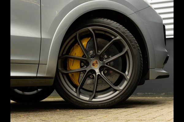 Porsche Cayenne Coupé 4.0 Turbo S E-Hybrid - Pano - PCCB - Carbon Design Pakket - Head-Up - Luchtvering