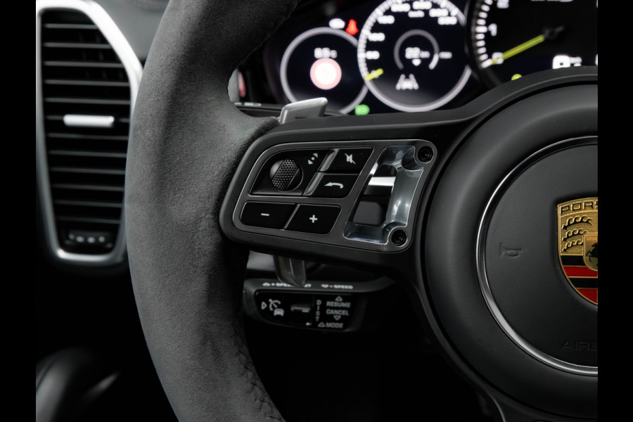 Porsche Cayenne Coupé 4.0 Turbo S E-Hybrid - Pano - PCCB - Carbon Design Pakket - Head-Up - Luchtvering