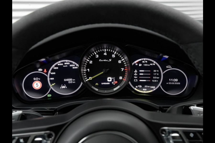 Porsche Cayenne Coupé 4.0 Turbo S E-Hybrid - Pano - PCCB - Carbon Design Pakket - Head-Up - Luchtvering