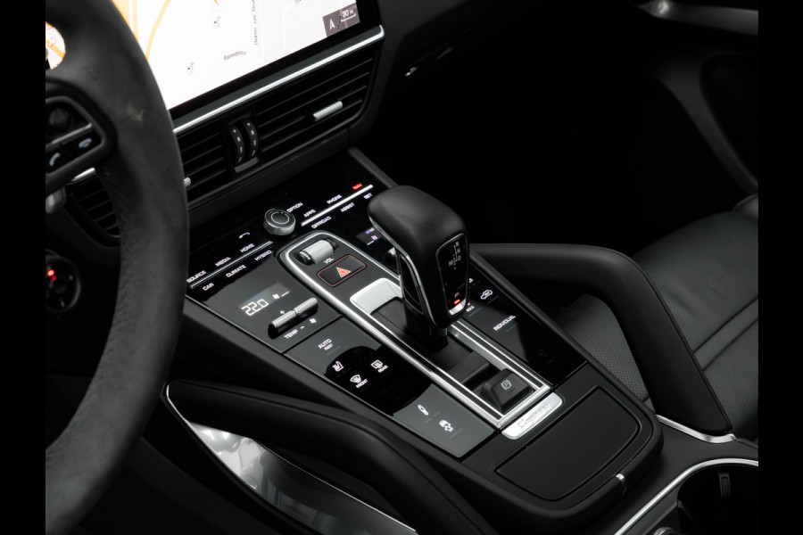 Porsche Cayenne Coupé 4.0 Turbo S E-Hybrid - Pano - PCCB - Carbon Design Pakket - Head-Up - Luchtvering