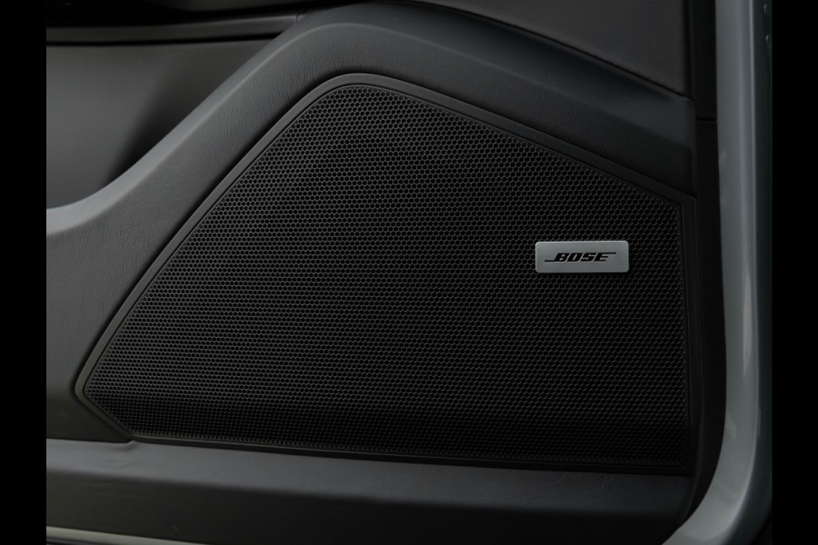 Porsche Cayenne Coupé 4.0 Turbo S E-Hybrid - Pano - PCCB - Carbon Design Pakket - Head-Up - Luchtvering