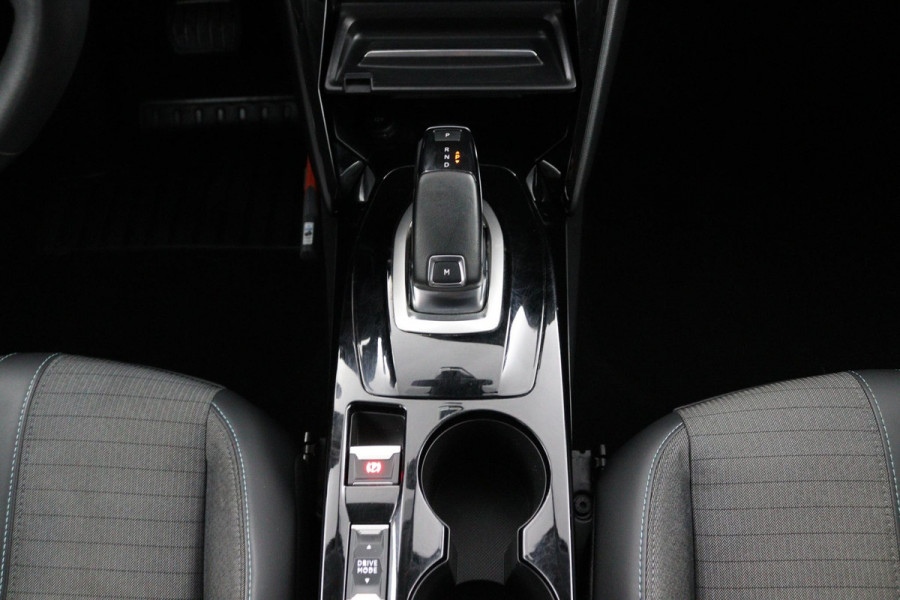 Peugeot 208 1.2 Allure*AUTOM.*ECC*CRUISE*NAVI*HAAK*CAM*CARPLAY