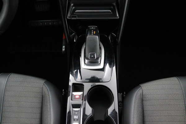 Peugeot 208 1.2 Allure*AUTOM.*ECC*CRUISE*NAVI*HAAK*CAM*CARPLAY