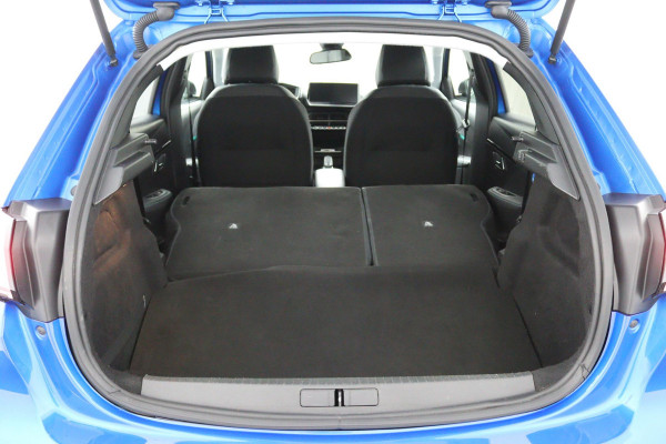 Peugeot 208 1.2 Allure*AUTOM.*ECC*CRUISE*NAVI*HAAK*CAM*CARPLAY