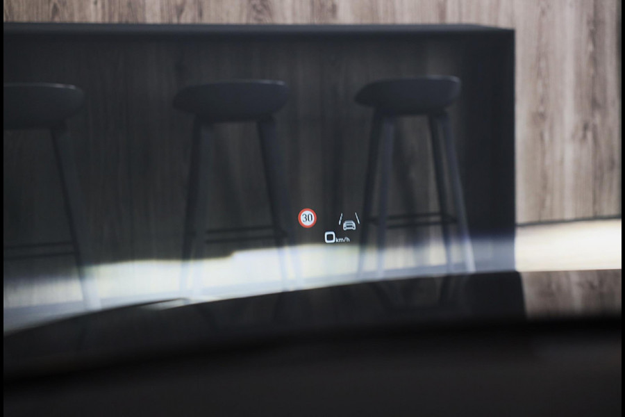 Audi A6 Avant 55 TFSI e Quattro RS6 Look / Head Up / Carbon / Leder / Memory / Acc / F1 / Lane Assist / Open Pano / 20 Inch