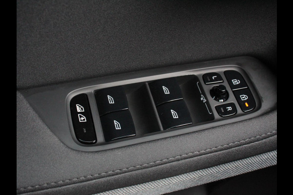 Polestar 2 Long Range Dual Motor 408pk Launch Edition 78kWh | Navigatie | Verwarmde stoelen | Led | Cruise Control | Lichtmetalen velgen | Climate control | Camera