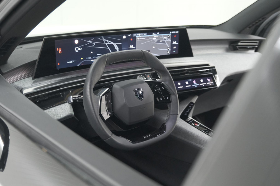 Peugeot 3008 1.2 Hybrid 136 GT | Panoramadak | 360 Camera | Stoelverwarming | Elektrische Kofferklep | Allseason Banden