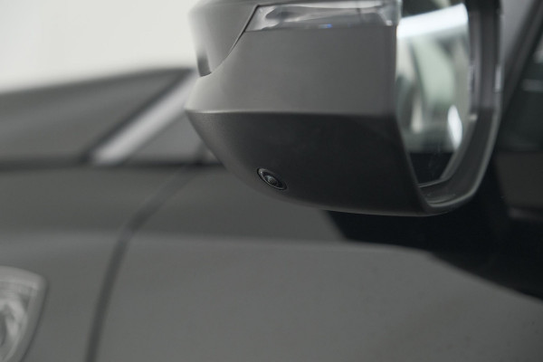 Peugeot 3008 1.2 Hybrid 136 GT | Panoramadak | 360 Camera | Stoelverwarming | Elektrische Kofferklep | Allseason Banden