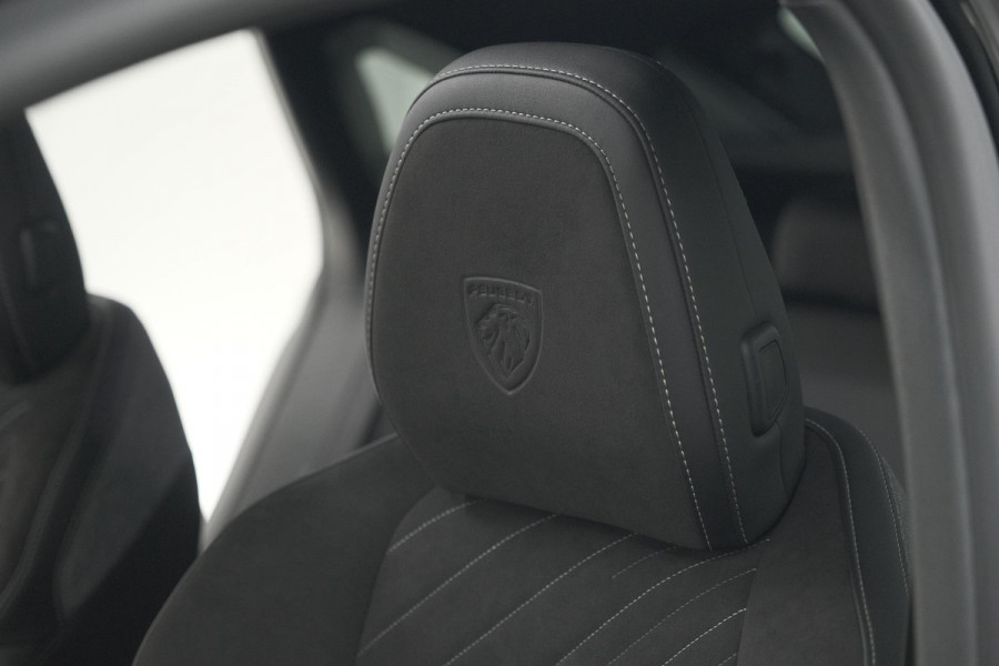 Peugeot 3008 1.2 Hybrid 136 GT | Panoramadak | 360 Camera | Stoelverwarming | Elektrische Kofferklep | Allseason Banden