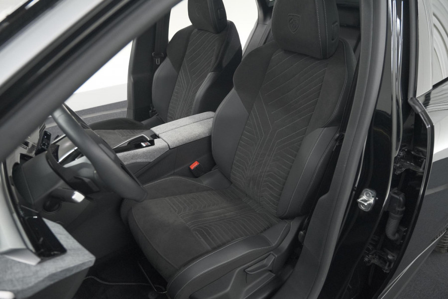 Peugeot 3008 1.2 Hybrid 136 GT | Panoramadak | 360 Camera | Stoelverwarming | Elektrische Kofferklep | Allseason Banden