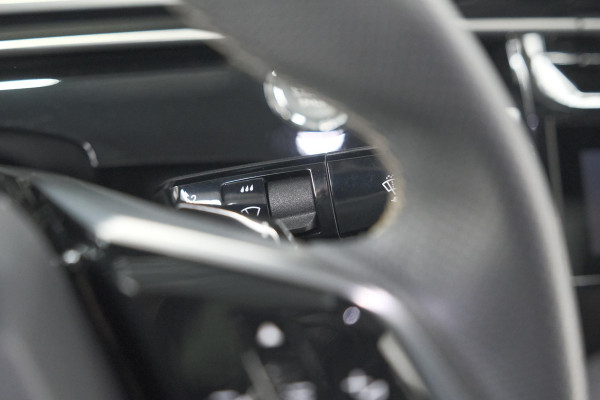 Peugeot 3008 1.2 Hybrid 136 GT | Panoramadak | 360 Camera | Stoelverwarming | Elektrische Kofferklep | Allseason Banden