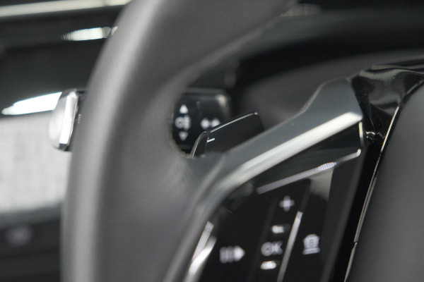 Peugeot 3008 1.2 Hybrid 136 GT | Panoramadak | 360 Camera | Stoelverwarming | Elektrische Kofferklep | Allseason Banden