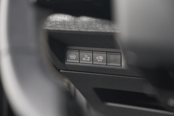 Peugeot 3008 1.2 Hybrid 136 GT | Panoramadak | 360 Camera | Stoelverwarming | Elektrische Kofferklep | Allseason Banden