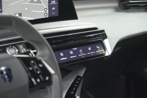 Peugeot 3008 1.2 Hybrid 136 GT | Panoramadak | 360 Camera | Stoelverwarming | Elektrische Kofferklep | Allseason Banden
