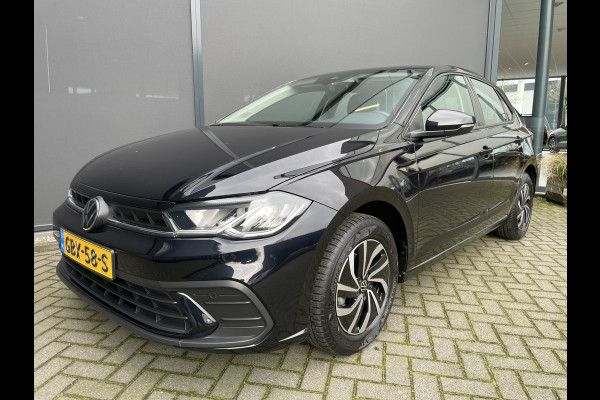 Volkswagen Polo 1.0 TSI Life Airco- Apple carplay - Cruise control - Navigatie - Parkeersensoren - Licht metalen velgen 15 inch - Bluetooth - Led verlichting - Radio - Elektrische ramen - Start/stop systeem - Stuur leder