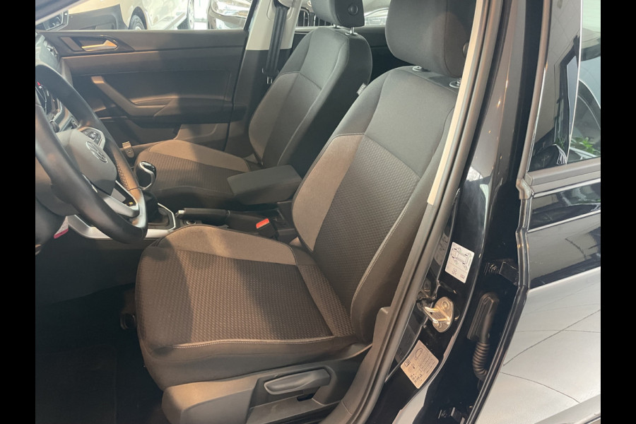 Volkswagen Polo 1.0 TSI Life Airco- Apple carplay - Cruise control - Navigatie - Parkeersensoren - Licht metalen velgen 15 inch - Bluetooth - Led verlichting - Radio - Elektrische ramen - Start/stop systeem - Stuur leder