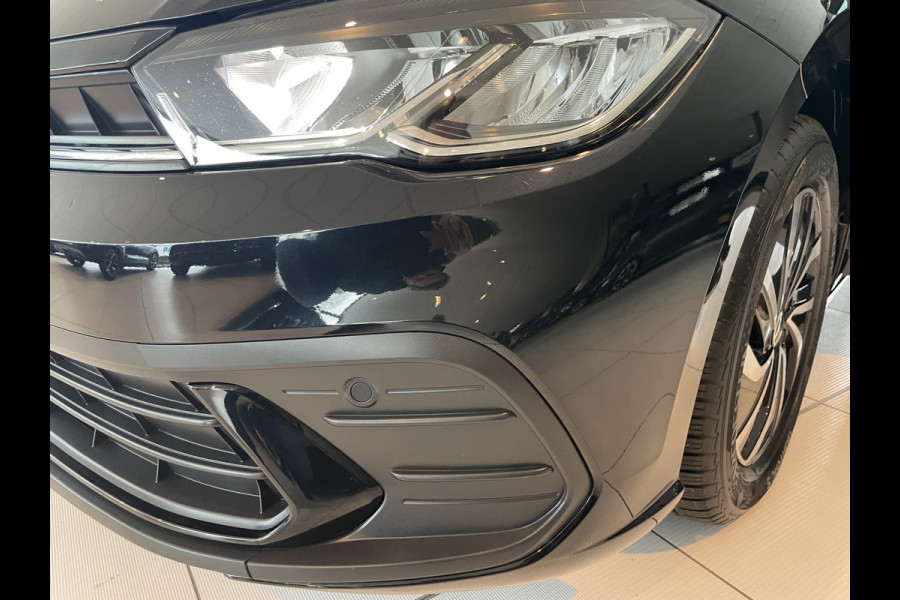 Volkswagen Polo 1.0 TSI Life Airco- Apple carplay - Cruise control - Navigatie - Parkeersensoren - Licht metalen velgen 15 inch - Bluetooth - Led verlichting - Radio - Elektrische ramen - Start/stop systeem - Stuur leder