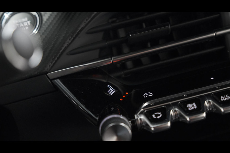 Peugeot 2008 PureTech 130 EAT8 Allure | 360 Camera | Dodehoekdetectie | Stoelverwarming | Apple Carplay