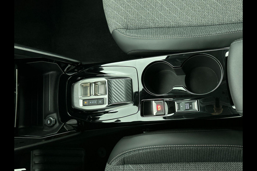 Peugeot 208 1.2 Hybrid 100PK Automaat Allure | Navigatie | Apple Carplay/Android Auto | Airco | Camera | Parkeer sensoren | Cruise Control | Led | Lichtmetalen Velgen