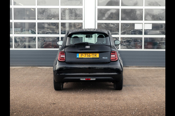 Fiat 500E Icon 42 kWh | Carplay | Navigatie | Climate Control | Cruise Control |