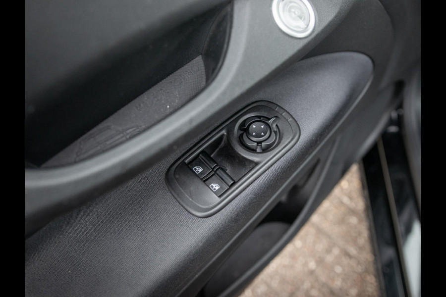 Fiat 500E Icon 42 kWh | Carplay | Navigatie | Climate Control | Cruise Control |