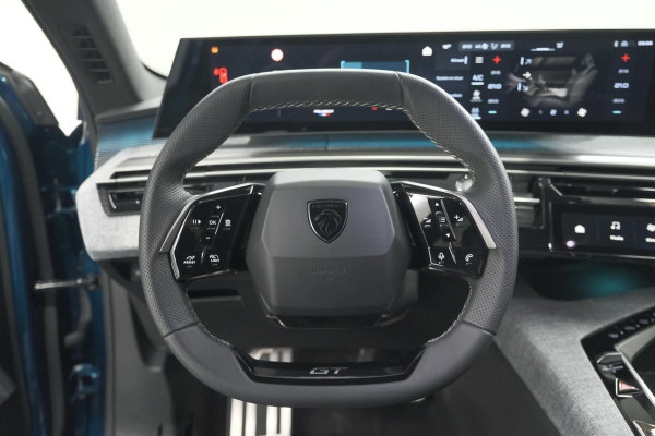 Peugeot 3008 1.2 Hybrid 136 GT | Panoramdak | 360 Camera | Stoelverwarming | Elektrische Kofferklep | Allseason Banden