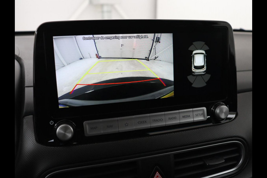 Hyundai Kona EV Premium 64 kWh | SOH 100% | 3 Fase | Stoelventilatie | Leder | Head-Up | Warmtepomp | Camera | Achterbankverwarming | Carplay | Navigatie | Adaptive cruise | Keyless | Parkeerhulp