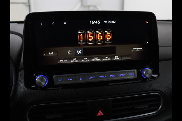 Hyundai Kona EV Premium 64 kWh | SOH 100% | 3 Fase | Stoelventilatie | Leder | Head-Up | Warmtepomp | Camera | Achterbankverwarming | Carplay | Navigatie | Adaptive cruise | Keyless | Parkeerhulp