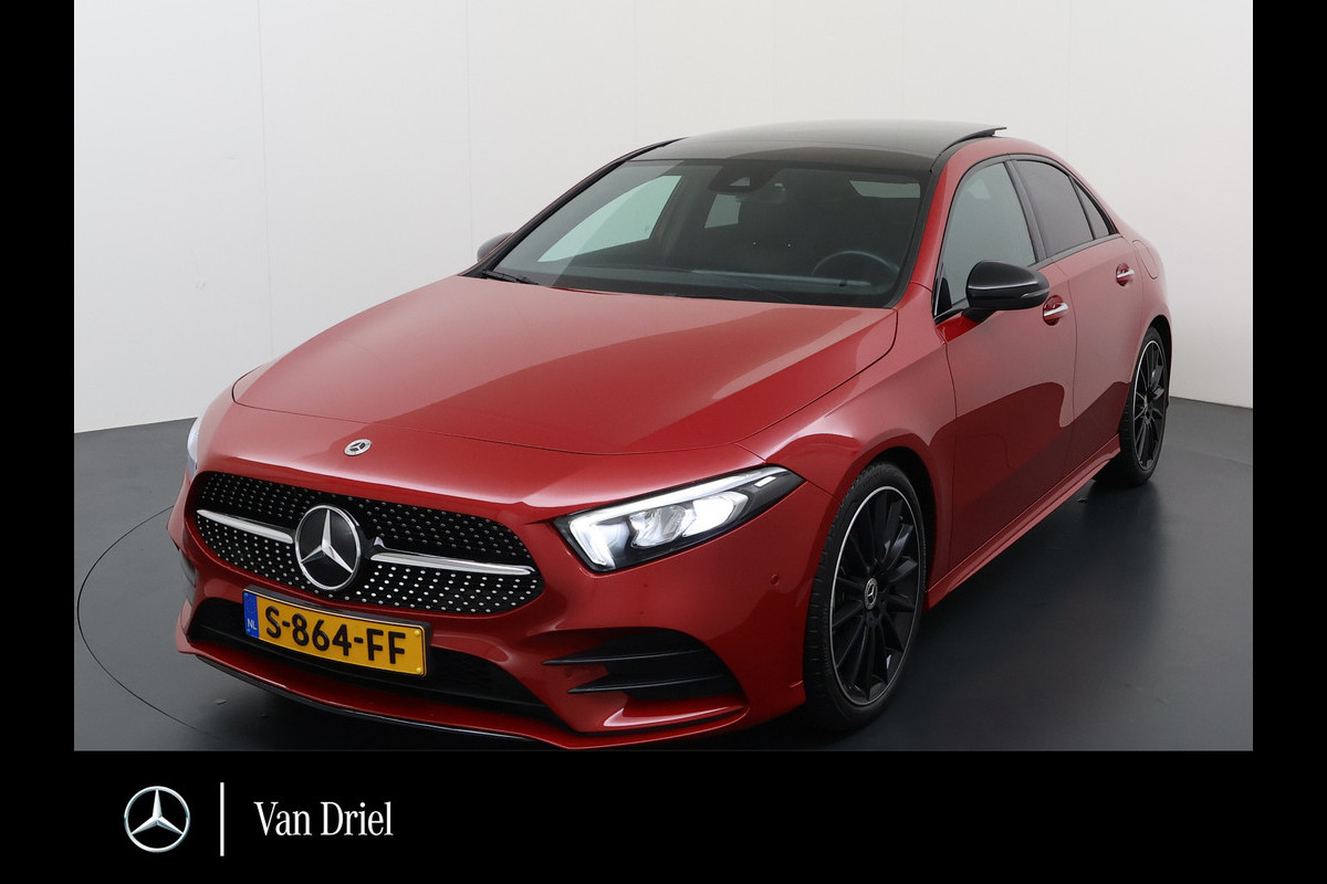 Mercedes-Benz A-Klasse 180 AMG Line | Pano Distronic Keyless Night Sfeer