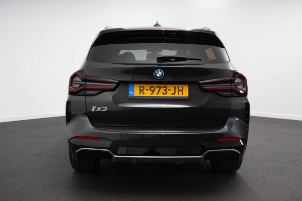 BMW iX3 High Executive M-Sport 286pk | Sportonderstel | Trekhaak | Leder | Schuifdak | Navigatie | Camera 360 | Harman Kardon