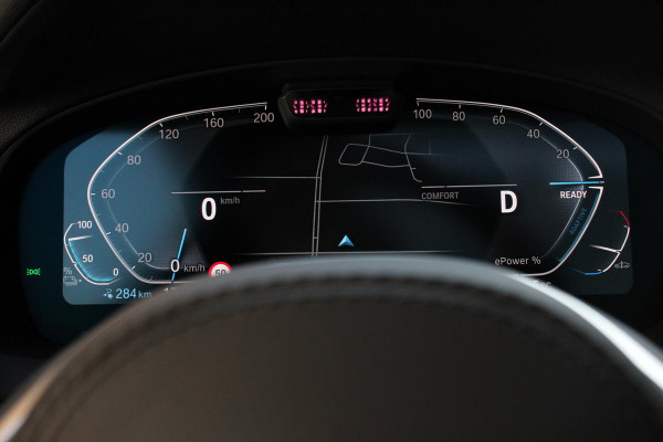 BMW iX3 High Executive M-Sport 286pk | Sportonderstel | Trekhaak | Leder | Schuifdak | Navigatie | Camera 360 | Harman Kardon