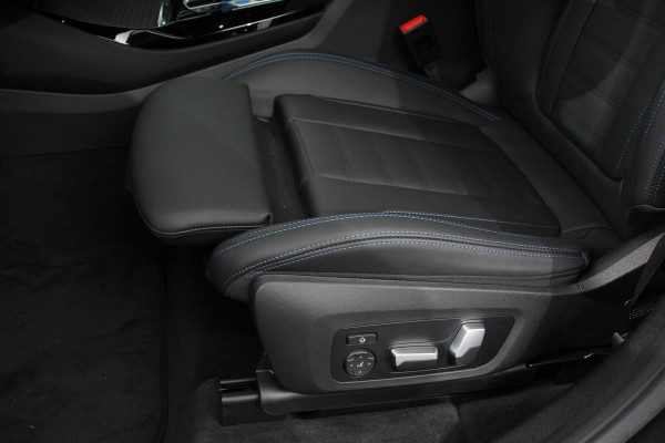BMW iX3 High Executive M-Sport 286pk | Sportonderstel | Trekhaak | Leder | Schuifdak | Navigatie | Camera 360 | Harman Kardon