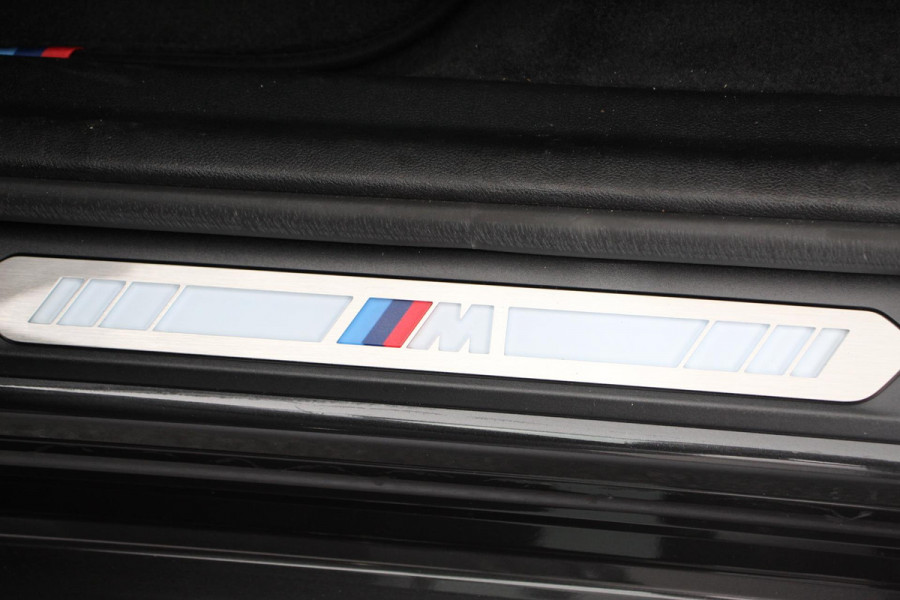 BMW iX3 High Executive M-Sport 286pk | Sportonderstel | Trekhaak | Leder | Schuifdak | Navigatie | Camera 360 | Harman Kardon