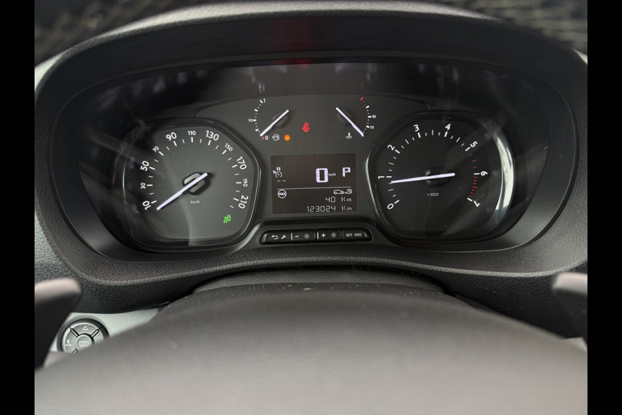 Opel Vivaro 2.0 CDTI L3H1 Innovation | 1e Eig | Vol opties | Camera | Leder | HUD | Stoelv.