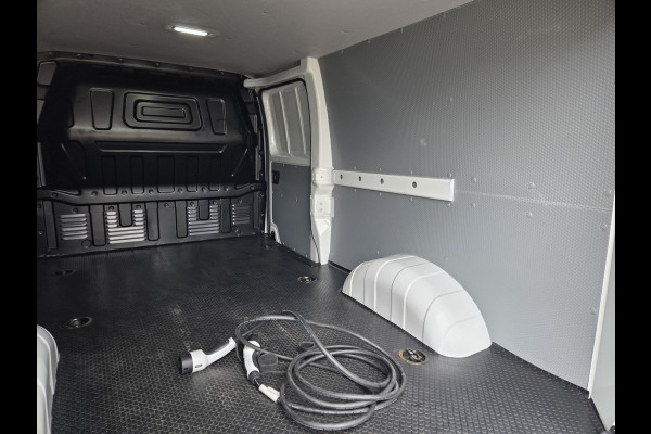 Maxus eDeliver 3 LWB 52,5 kWh L2 Lang Cruise control Camera Airco Aviloo Rapport 96,1% WLTP 234-243 KM