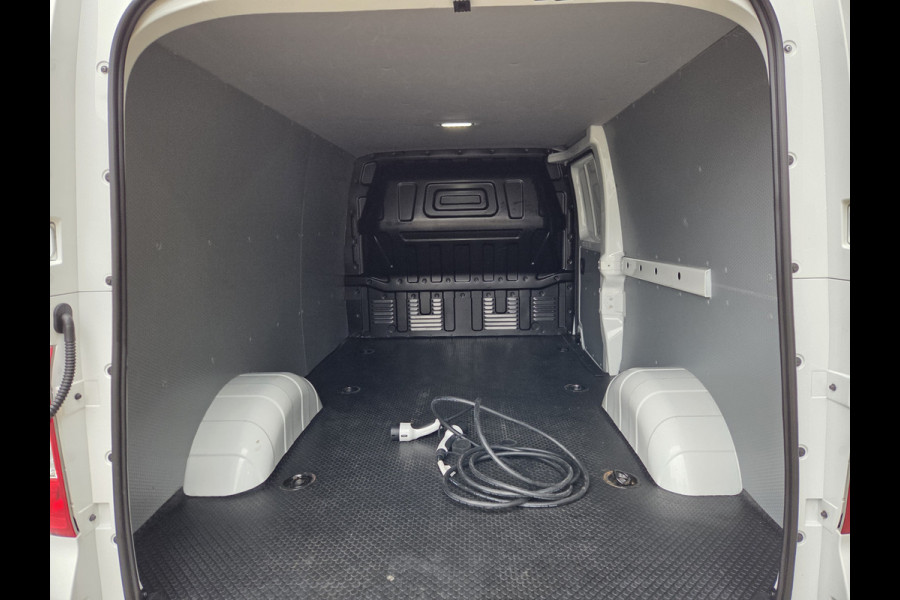 Maxus eDeliver 3 LWB 52,5 kWh L2 Lang Cruise control Camera Airco Aviloo Rapport 96,1% WLTP 234-243 KM