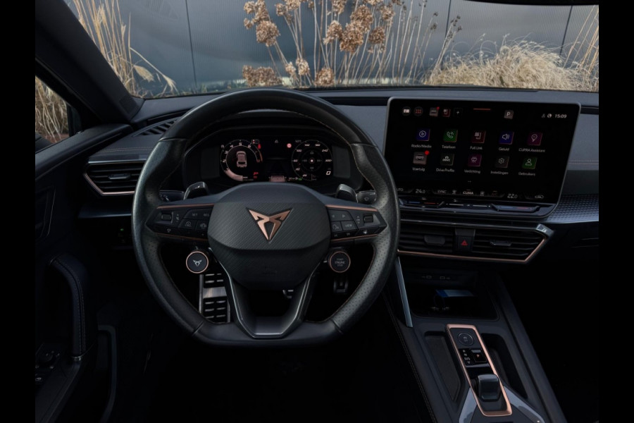 CUPRA Leon 1.5 e-TSI 2025 GARANTIE NAVI CLIMATE APPLE CARPLAY LEDER