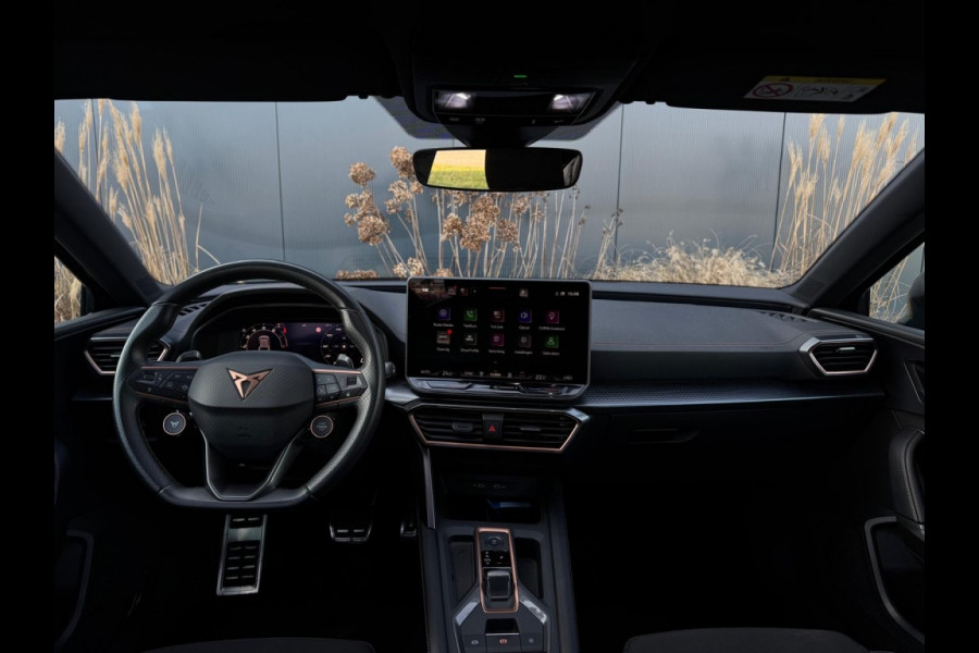 CUPRA Leon 1.5 e-TSI 2025 GARANTIE NAVI CLIMATE APPLE CARPLAY LEDER