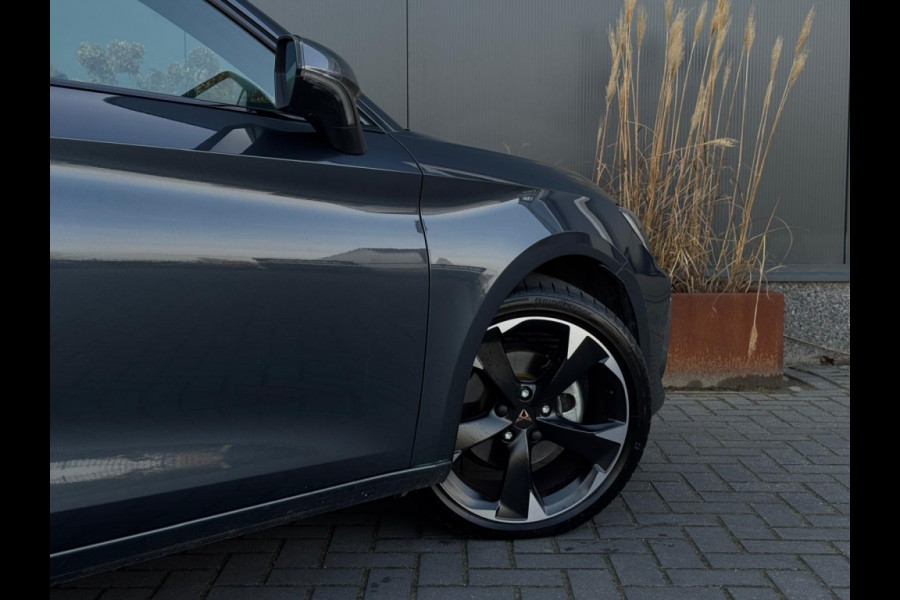 CUPRA Leon 1.5 e-TSI 2025 GARANTIE NAVI CLIMATE APPLE CARPLAY LEDER